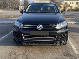 2014 Volkswagen Touareg II, чёрный, 2150000 рублей, вид 1