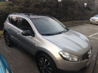 2013 Nissan Qashqai I Рестайлинг, серебристый, 1350000 рублей, вид 3