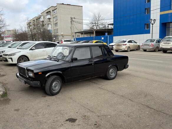 2010 Lada (ВАЗ) 2107, чёрный, 230000 рублей