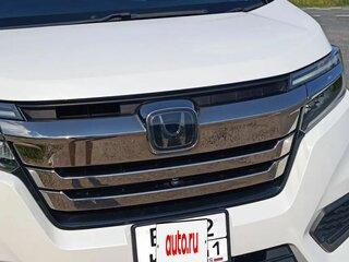 2017 Honda Stepwgn Spada V Рестайлинг, белый, 2200000 рублей, вид 1
