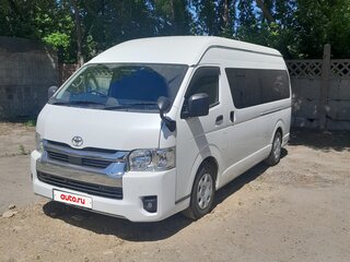 2022 Toyota HiAce H200 Рестайлинг, белый, 4850000 рублей, вид 1