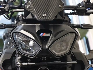 2026 BMW M 1000 R, чёрный, 3764000 рублей, вид 3