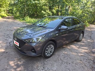 2021 Hyundai Solaris II Рестайлинг, серый, 1720000 рублей, вид 1