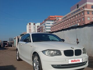 2008 BMW 1 серии 120d I (E81/E82/E87/E88) Рестайлинг, белый, 920000 рублей, вид 3
