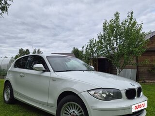2011 BMW 1 серии 116i I (E81/E82/E87/E88) Рестайлинг, белый, 700000 рублей, вид 1