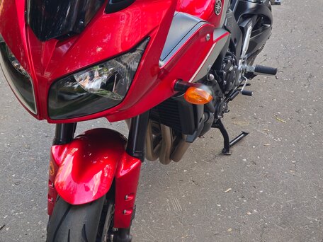 2013 Yamaha FZ1, красный, 867000 рублей, вид 4