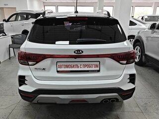 2021 Kia Rio X IV Рестайлинг, белый, 1749000 рублей, вид 5