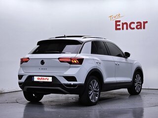 2021 Volkswagen T-Roc I Рестайлинг, белый, 1800121 рублей, вид 3