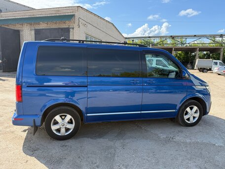 2020 Volkswagen Caravelle T6 Рестайлинг, синий, 3500000 рублей, вид 2