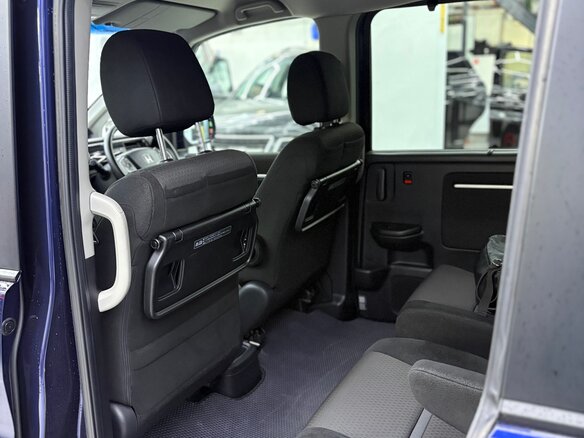 2018 Honda Stepwgn Spada V Рестайлинг, синий, 2700000 рублей - вид 5