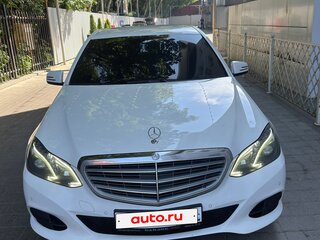 2013 Mercedes-Benz E-Класс 200 IV (W212, S212, C207) Рестайлинг, белый, 1500000 рублей, вид 2