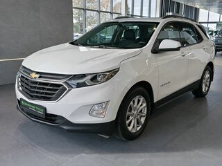 2020 Chevrolet Equinox III, белый, 1870000 рублей, вид 3