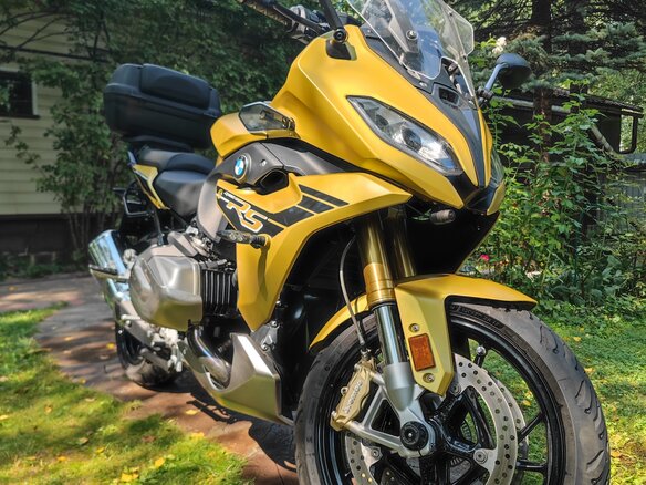 2020 BMW R 1250 RS, золотистый, 1190000 рублей - вид 1