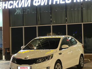 2013 Kia Rio III, белый, 750000 рублей, вид 2