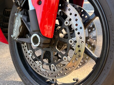 2021 Ducati Supersport, красный, 1370000 рублей, вид 4