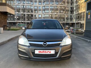 2011 Opel Astra H Рестайлинг, серый, 550000 рублей, вид 1