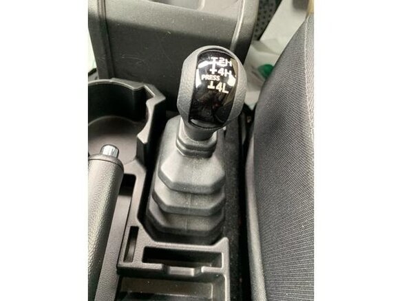 2022 Suzuki Jimny Kei car IV, белый, 1096000 рублей - вид 14