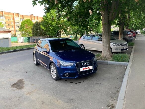 2012 Audi A1 I (8X), синий, 730000 рублей