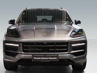 2025 Porsche Cayenne Coupé III Рестайлинг, серый, 14200999 рублей, вид 3