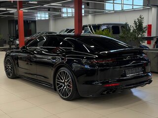 2019 Porsche Panamera GTS II, чёрный, 10350000 рублей, вид 5