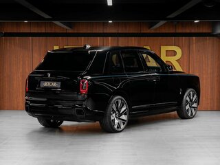 2024 Rolls-Royce Cullinan I Рестайлинг (Series II), чёрный, 55000000 рублей, вид 4