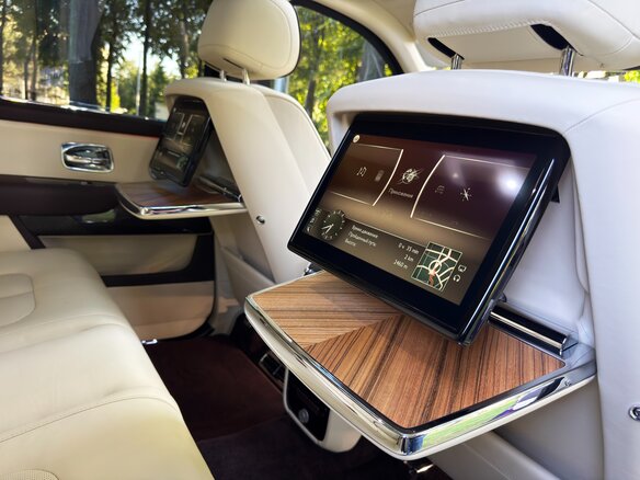 2018 Rolls-Royce Cullinan I (Series I), фиолетовый, 28900000 рублей - вид 27