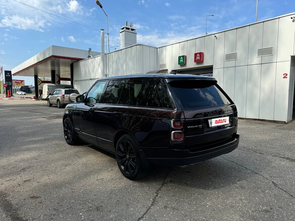 2018 Land Rover Range Rover IV Рестайлинг, пурпурный, 7500000 рублей - вид 2