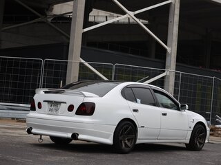 2004 Toyota Aristo 5-speed II, белый, 2000000 рублей, вид 4