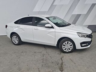 2024 Lada (ВАЗ) Vesta I Рестайлинг (NG), белый, 1198000 рублей, вид 3