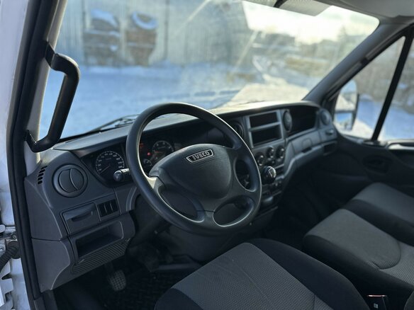2012 Iveco Daily, белый, 2100000 рублей - вид 16