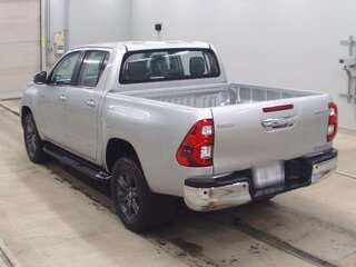 2026 Toyota Hilux VIII Рестайлинг 2, серебристый, 4670000 рублей, вид 3