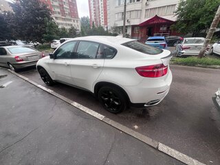 2009 BMW X6 50i 6-speed I (E71), белый, 2000000 рублей, вид 3
