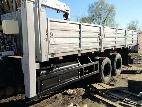 2005 КамАЗ 65117, серебристый, 3200000 рублей, вид 3