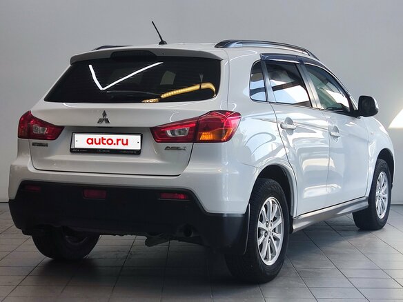 2011 Mitsubishi ASX I, белый, 840000 рублей - вид 4
