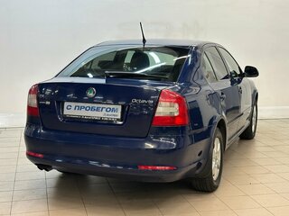 2012 Skoda Octavia II (A5) Рестайлинг, синий, 565000 рублей, вид 4
