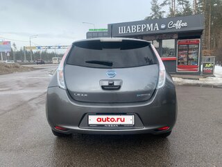 2014 Nissan Leaf I (ZE0/AZE0), серый, 1250000 рублей, вид 3