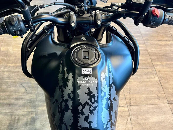 2026 Royal Enfield Himalayan, чёрный, 620000 рублей - вид 6