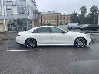 2021 Mercedes-Benz S-Класс 500 Long 4MATIC VII (W223), белый, 10500000 рублей, вид 2