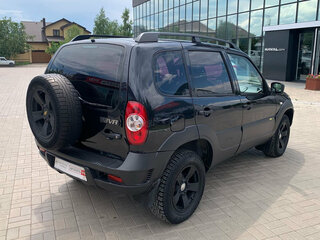 2016 Chevrolet Niva I Рестайлинг, чёрный, 769900 рублей, вид 3
