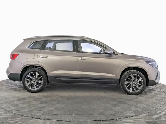 2023 Jetta VS7 I Рестайлинг 1, бежевый, 2599000 рублей - вид 4
