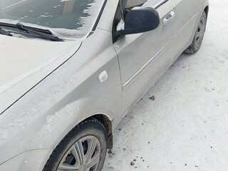2011 Chevrolet Lacetti I, серебристый, 445000 рублей, вид 2