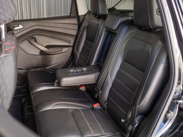 2017 Ford Escape III Рестайлинг, чёрный, 1579000 рублей - вид 6