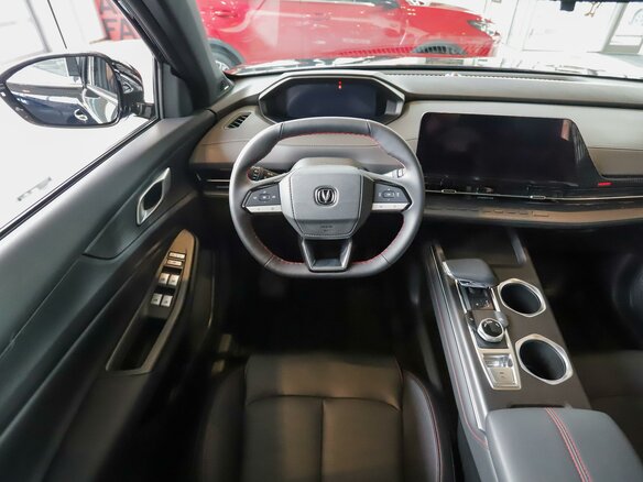 2025 Changan UNI-S I, чёрный - вид 18