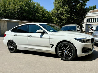 2017 BMW 3 серии Gran Turismo 320d xDrive VI (F3x) Рестайлинг, белый, 3499000 рублей, вид 1