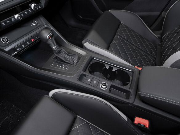 2026 Audi Q3 45 TFSI II (F3), серый, 4700000 рублей - вид 14