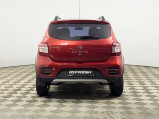 2017 Renault Sandero Stepway II, красный, 899000 рублей, вид 4