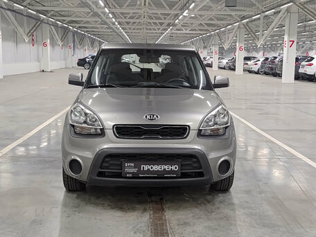 2013 Kia Soul I Рестайлинг, серый, 865000 рублей, вид 2
