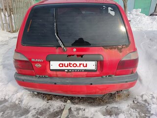 1992 Nissan Sunny N14, красный, 20000 рублей, вид 2