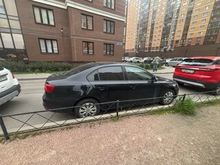 2013 Volkswagen Jetta VI, чёрный, 750000 рублей, вид 3