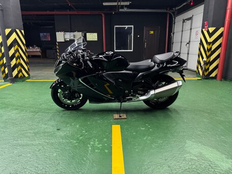 2022 Suzuki GSX 1300 R Hayabusa, чёрный, 1975000 рублей, вид 2